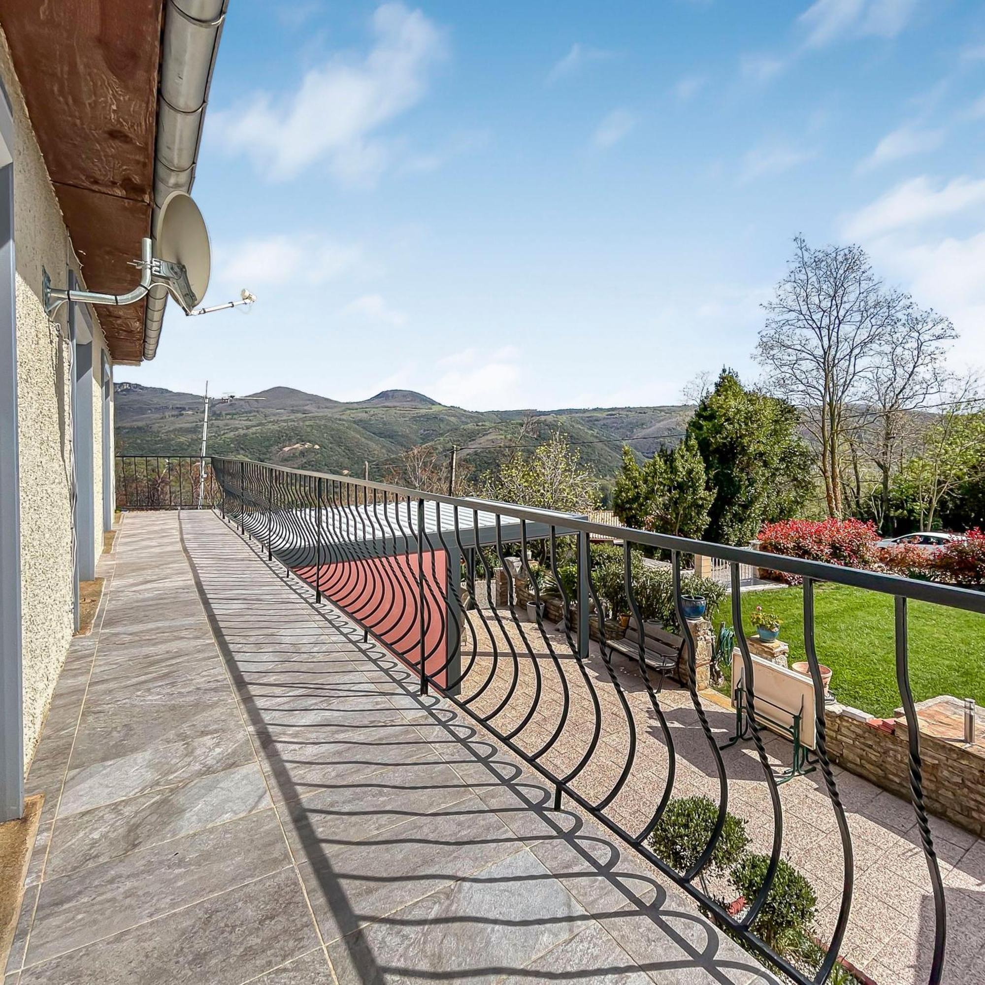 Апартаменты Escapade A Lodeve La Paisible Экстерьер фото